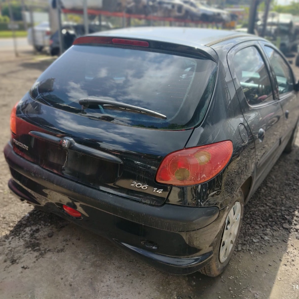 Peugeot 206 1.4 8v 2007 Flex 82cv